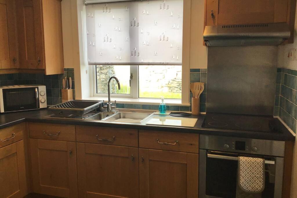 Crofters Cottage At 100 Midtown Melness Esterno foto